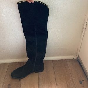 Black knee high boots